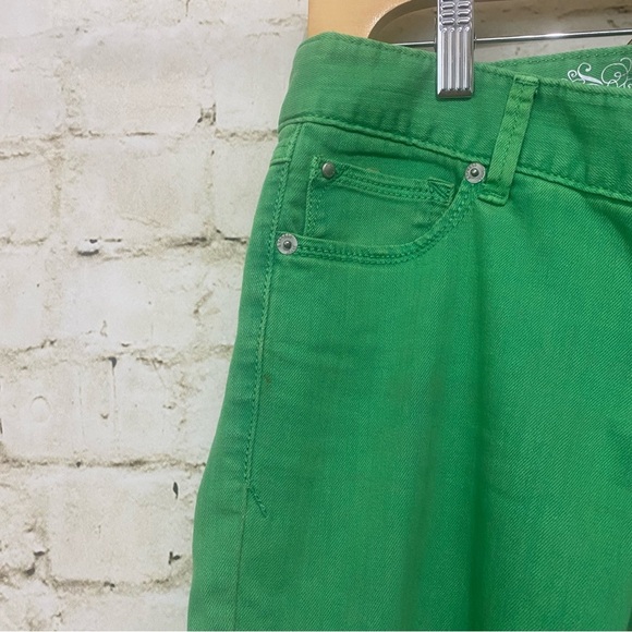 Express Green Zelda Slim Fit Ultra Low Rise Jean Legging - Picture 2 of 6